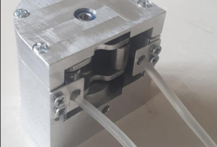 Peristaltic pump with low flow rates